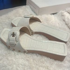 Veronica Beard Sandals - NEW